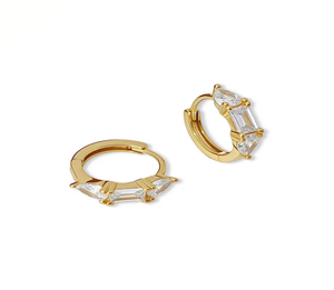 Pendientes de Aro con Diamantes en Corte Pera y Esmeralda, Aros Pequeños de Oro, Joyería Minimalista, Accesorios Elegantes para Uso Diario de Mujeres - Product Image 4