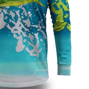เสื้อตกปลาแบบมีฮู้ดสำหรับผู้ชายปี 2026 ขายส่งแบบกำหนดเองได้ ป้องกันแสงแดด UPF 50+ ประสิทธิภาพสูง SPF 30 เสื้อเจอร์ซีย์ตกปลา เสื้อผ้าตกปลา - Product Image 3
