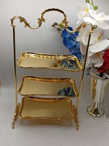 ขาตั้งเค้กโลหะสไตล์วินเทจสำหรับตกแต่งงานเฉลิมฉลอง - Product Image 3