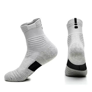Calcetines de punto de alta resistencia para otoño, transpirables, ajuste perfecto, puño antideslizante, tacto suave, diseñados para largas horas al aire libre - Product Image 2