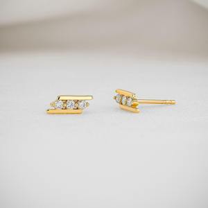 Pendientes de Barra con Diamantes Cultivados en Laboratorio en Oro Sólido de 14K, Pendientes de Diamantes Minimalistas para Mujer, Idea de Regalo de Joyería Fina Moderna - Product Image 4