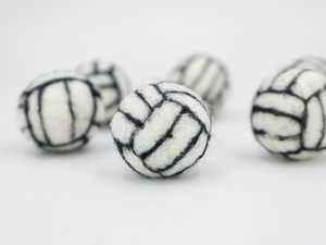 Pelota de Voleibol de Fieltro de Lana a Granel, Hecha a Mano, Negra y Blanca, Educativa, para Niños, Juguete Ético de Comercio Justo, Venta al por Mayor - Product Image 3