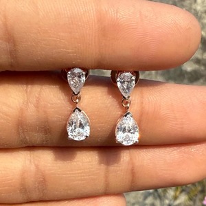 Pendientes Colgantes de Oro de 14K con Diamante Cultivado en Laboratorio en Forma de Pera, 3CTW, Joyería Elegante para Novia, Regalo para Mujer, para Fiestas y Eventos - Product Image 1