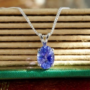 Collier pendentif en or avec tanzanite naturelle ovale, argent sterling 925, pierre précieuse bleu violet, bijoux délicats minimalistes, cadeau pour femme - Product Image 1