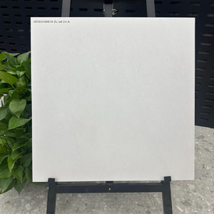 Soldes Exceptionnelles : Carreaux de Porcelaine Effet Marbre 800x800mm, Brillants et Émaillés, Idéaux pour Projets Résidentiels et Hôteliers - Product Image 4