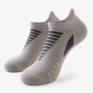 Bulk Professional <b>Running</b> Quick Drying Mid-tube <b>Socks</b> Custom Summer Cotton Sports <b>Socks</b> Breathable - Product Image 3