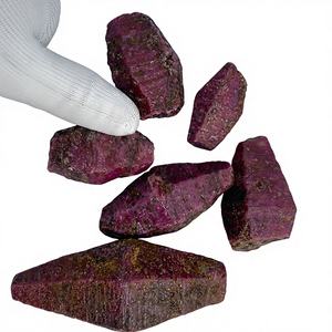 Rubis naturel brut du Kenya, Mines Femos John Saul, plus grande taille 380g, une pièce, total 5500 carats, disponible à 10 USD par carat. - Product Image 2