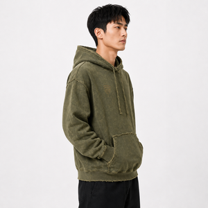 Sweat à capuche en coton pour homme, effet usé, offrant un confort respirant, des détails robustes et une coupe décontractée pour un usage quotidien, décontracté et urbain. - Product Image 6