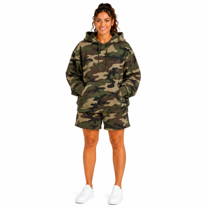 Conjunto de 2 piezas de pantalones cortos con estampado de camuflaje para mujer, sudadera con capucha de forro polar, holgada, antiarrugas, informal, con bolsillos hasta la rodilla - Product Image 6