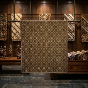 Tela de Algodón Batik Tulis Indonesiana Hecha a Mano con Diseño Tradicional Nitik Ceker Ijo, Color Verde Oliva, Textil Premium - Product Image 5