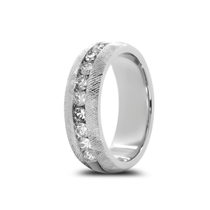 Anillo de Boda de Lujo para Hombre con 11 Diamantes Cultivados en Laboratorio, Banda de Media Eternidad con Acabado Florentino Vintage, Certificado IGI - Product Image 2