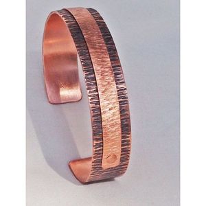 Bracelet en cuivre fait main pour tous les jours avec des éléments de bijouterie au design naturel - Product Image 4