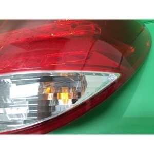 Feu arrière droit d'occasion pour 207 CC/SW Facelift 2009, numéro de pièce 9686567180 - Product Image 2