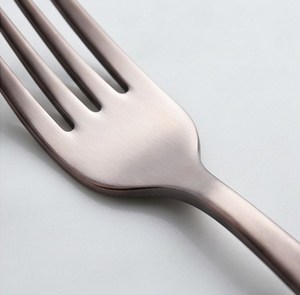 Ensemble de fourchettes en acier inoxydable finition mate, design minimaliste, résistant à la rouille, couverts pour les dîners de mariage - Product Image 2