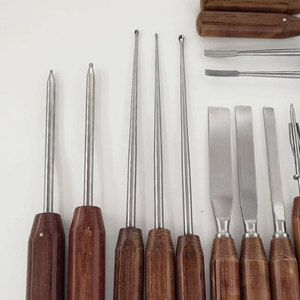 Juego de instrumentos quirúrgicos ortopédicos de calidad alemana premium: cincel osteótomo y martillo para huesos, con accionamiento de tornillo de impacto para columna vertebral, certificado CE ISO - Product Image 1