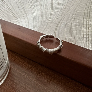 Anillo de Plata de Ley S925, Diseño Coreano, Textura Plegada, Estilo Moderno, Personalizado, Estilo INS - Product Image 1