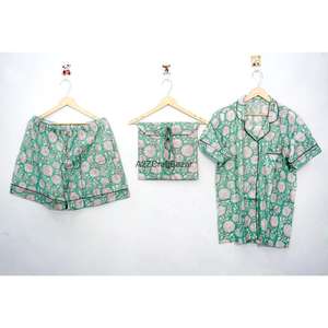 Pyjama de luxe moderne pour femme en coton et dentelle, à manches courtes, col en V, imprimé floral, respirant, lavable, coupe trapèze, sexy et romantique, idéal pour les soirées en boîte de nuit - Product Image 3