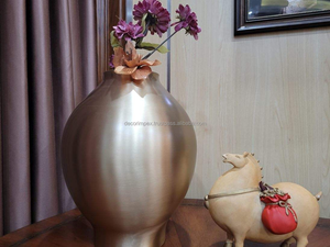 <b>Copper</b> <b>Vase</b> Minimalist Style Golden <b>Copper</b> Artifact Home Ornaments Living Room Metal Flower <b>Vase</b> Ornaments - Product Image 4