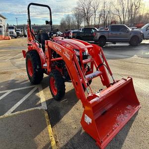 Mini Tractor Agrícola L2502HST 4WD con Caja de Cambios y Motor para Cultivo, Arado, Grado y Mantenimiento de Jardines - Product Image 1