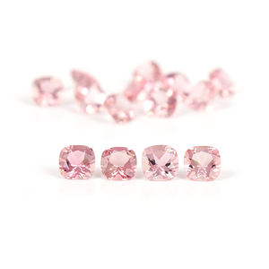 Piedra preciosa suelta de turmalina rosa de corte ovalado facetado natural - Product Image 1