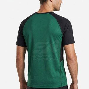 T-shirt de sport de haute qualité conçu pour les modes de vie actifs, avec un matériau léger et une coupe confortable pour les séances d'entraînement - Product Image 4