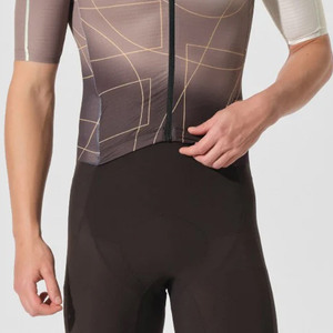 Traje ligero y cómodo de bajo precio, perfecto para viajes, senderismo y actividades al aire libre. - Product Image 6
