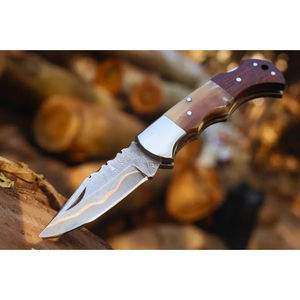 Couteau de poche artisanal Burraq en acier Damas, personnalisable OEM, avec manche en bois et étui en cuir – Cadeau d'anniversaire, cadeau pour témoin de mariage - Product Image 6