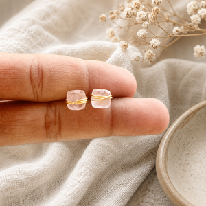 ต่างหูพลอยโรสควอตซ์ |   ต่างหูแฟชั่นชุบทองประดับคริสตัลสีชมพูขนาด 8 มม. - Product Image 1