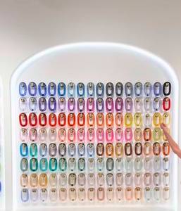 Grande Décoration Murale Artisanale Écologique en Résine Transparente Colorée à Maillons de Chaîne, Idéale pour Projets DIY et Séparateurs de Pièces - Product Image 2