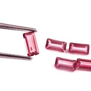 Granat Rhodolite Naturel 4x8MM Coupe Baguette Facettée Calibrée Pierre Précieuse Certifiée pour Fabrication de Bijoux Fournisseur en Gros - Product Image 3