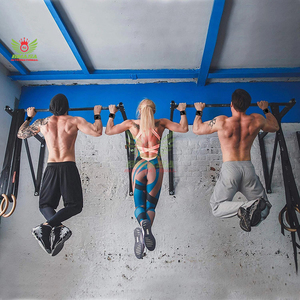 ตะขอเกี่ยวสำหรับยกน้ำหนักพร้อมที่รองรับข้อมือ: ตะขอเหล็กเสริมความแข็งแรงพร้อมแผ่นรองรับเพื่อความสบาย - Product Image 4