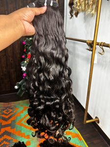Extensiones de Cabello Humano Indio Natural Negro Ondulado, Suave y con Flujo Natural, Venta al Por Mayor, Suministro de Proveedor, Paquete a Granel - Product Image 2