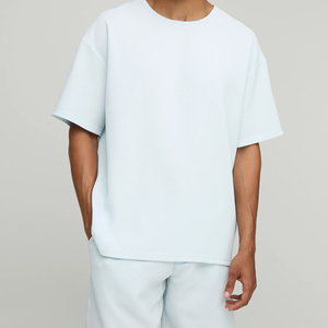 T-shirts d'été pour hommes en fibre de bambou à logo personnalisé, imprimé léopard, séchage rapide, molleton, taille élastique, épaules tombantes, coupe oversize - Product Image 1