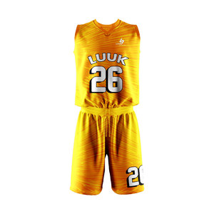 Ensemble d'uniformes de basketball personnalisés : Maillot sans manches et short, impression par sublimation, anti-humidité, logo et numéro d'équipe imprimés, tenue d'équipe - Product Image 1