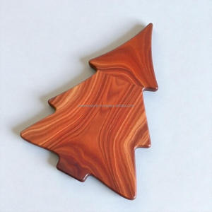 Tabla de cortar de madera hecha a mano con forma de árbol de Navidad | Respetuoso con el medio ambiente rústico | Comidas navideñas Regalo festivo - Product Image 3