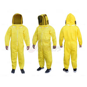 Guantes de Apicultura Fabricados en Pakistán, Diseño Resistente a Picaduras para una Recolección Segura de Miel - Product Image 2