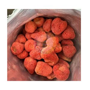 Grossiste de fraises FD au Vietnam, pack de collation de fraises fiable en vrac, fraises séchées croustillantes comestibles - Product Image 2
