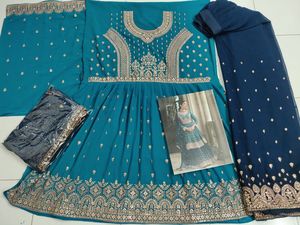 เสื้อเย็บปักลาย Georgette sanlined shalwar kameez แบบอินเดียกึ่งเย็บปักแบบหลายหัวข้อลำดับชาวปากีสถาน - Product Image 3