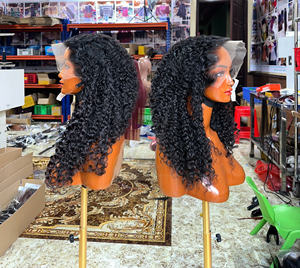 วิกผมแท้แบบขายส่ง วิกผมดิบแบบติดลูกไม้ด้านหน้า วิกแบบไม่ต้องใช้กาว ผมยาว ความหนาแน่น 250% ผมหยิก สีและเนื้อผมปรับแต่งได้ - Product Image 3