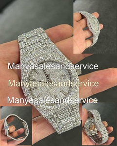 Montre de luxe pour homme avec boîtier en cristal de verre glacé personnalisé en moissanite VVS1, bracelet en acier inoxydable, fermoir, résistance à l'eau 10 bars - Product Image 4