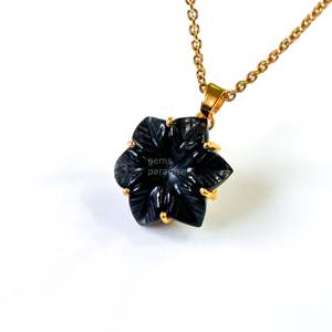 จี้รูปดอกไม้แบล็คออนิกซ์ AAA สร้อยคอคริสตัลรูปดอกไม้สำหรับผู้หญิง จี้พลอยแบล็คออนิกซ์แกะสลักด้วยมือ เครื่องประดับทำมือ - Product Image 6
