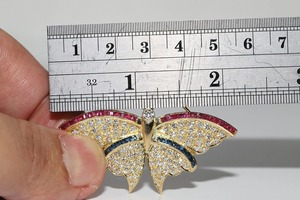 Broche de Mariposa Vintage Chapado en Oro de 14k con Plata 925, Moissanita, Rubí y Zafiro, con Incrustaciones, Regalo para Boda o Fiesta, Certificado GRA, 2.30CT, Engaste de Puntas - Product Image 4