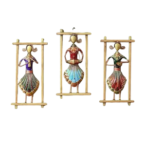 Décoration Murale Moderne en Métal pour la Maison, Œuvre d'Art de Luxe pour l'Intérieur avec Revêtement Noir Poudré et Éclairage - Product Image 1