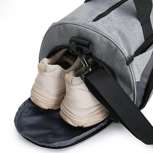 Bolsa Deportiva Impermeable para Gimnasio, Fútbol y Baloncesto, Fabricada en Pakistán, Venta al Por Mayor Directo de Fábrica - Product Image 6