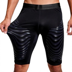 Shorts de compression pour hommes avec logo personnalisé, séchage rapide, respirants, extensibles, longueur capri, pour la course et le sport en salle de sport - Product Image 5
