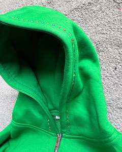 Sweat à capuche surdimensionné personnalisé avec fermeture éclair intégrale, en coton épais de qualité supérieure, avec patch lettre appliqué, style streetwear, effet vieilli - Product Image 4