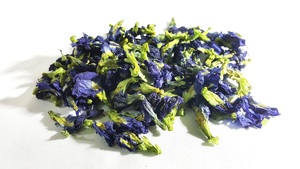 Thé de fleurs de pois papillon séchées à l'air Halal à prix abordable, pois papillon séchés du Vietnam, vente en gros de pois papillon séchés pour le thé 50g - Product Image 3