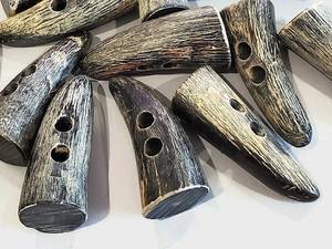 Puntas de Cuerno Negro 100% Naturales, Hechas a Mano, Pulimentadas, Ecológicas y Personalizadas para Prendas y Otros Usos, de la India - Product Image 2