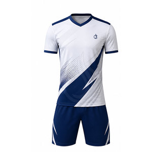 Uniforme de Fútbol Profesional, Jersey y Pantalones Cortos de Corte Moderno, Tela de Poliéster Ligera, Transpirable y Resistente para Entrenamientos, Partidos y Uso Diario - Product Image 2