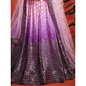 Cautivador Lehenga Choli de Chinon con Lentejuelas Moradas para Bodas - Product Image 2